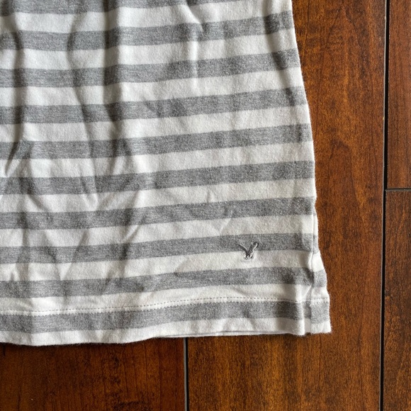 American Eagle Gray & White Striped Tank Top Small - Picture 3 of 4